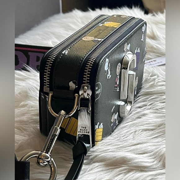 Marc Jacobs Snoopy Cross Body Purse « limited edition » - Picture 3 of 14